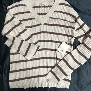 Ana Ribbed V-Neck Sweater Top